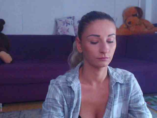CassieSpell webcam