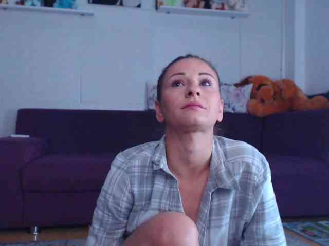 CassieSpell webcam