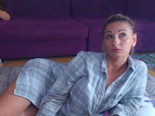 CassieSpell webcam
