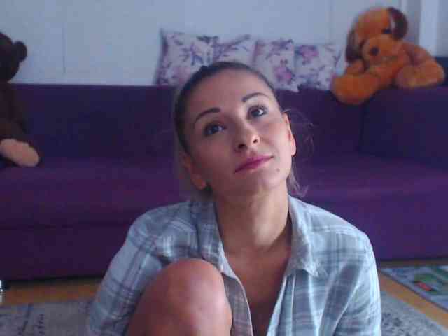 CassieSpell webcam