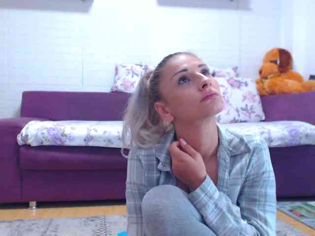 CassieSpell webcam