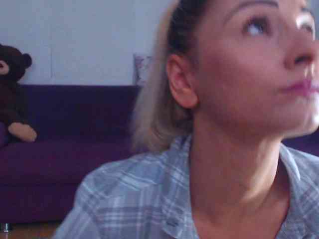 CassieSpell webcam