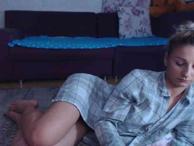 CassieSpell webcam