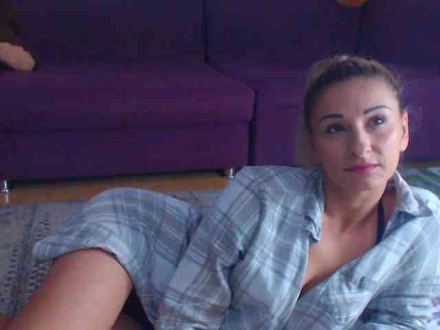 CassieSpell webcam