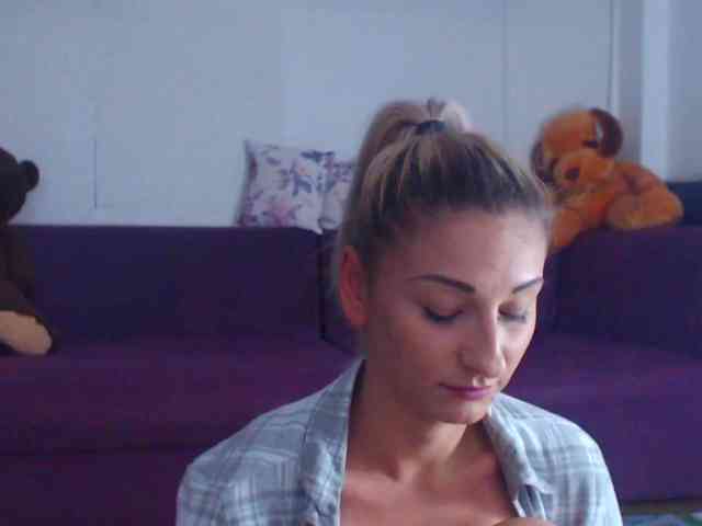 CassieSpell webcam