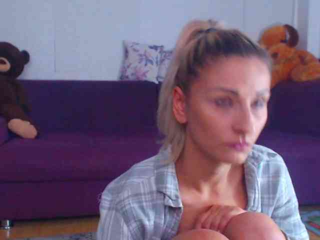 CassieSpell webcam