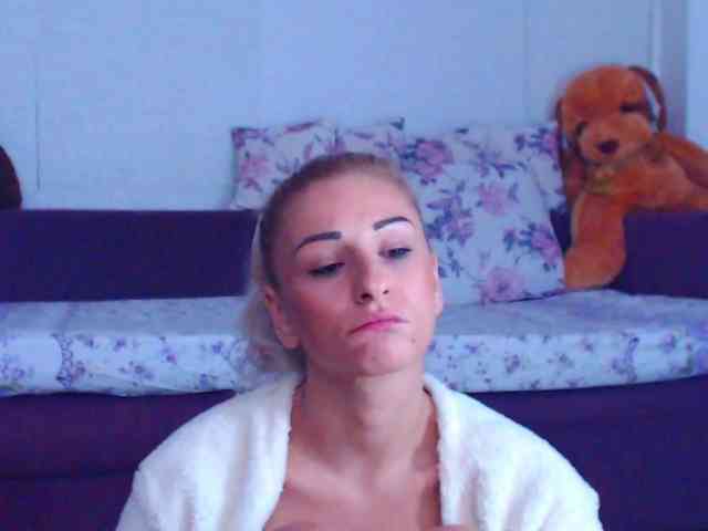 CassieSpell webcam