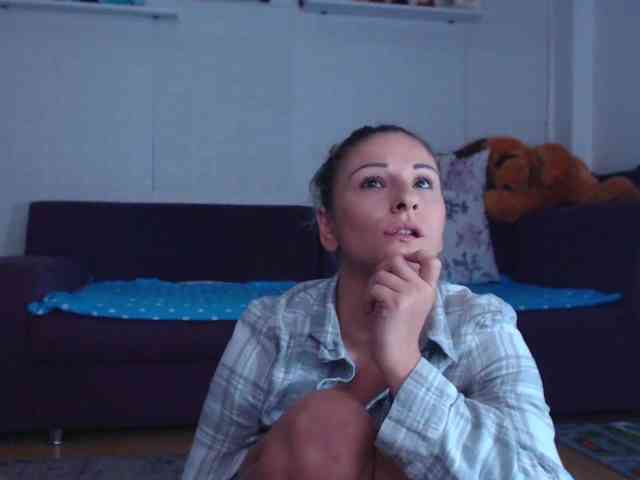 CassieSpell webcam