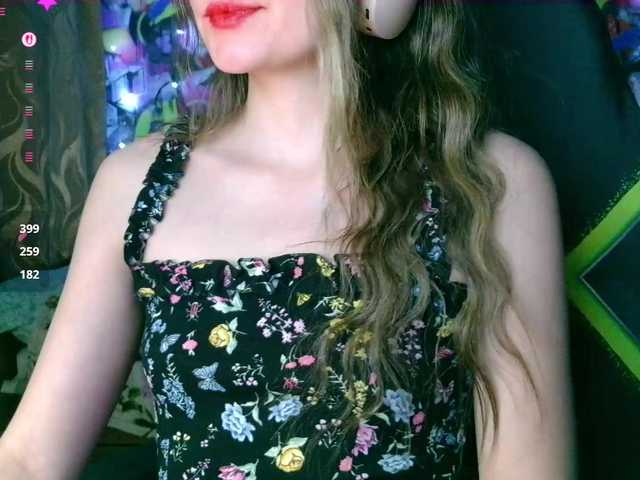 Wildrose77201877's BongaCams show and profile