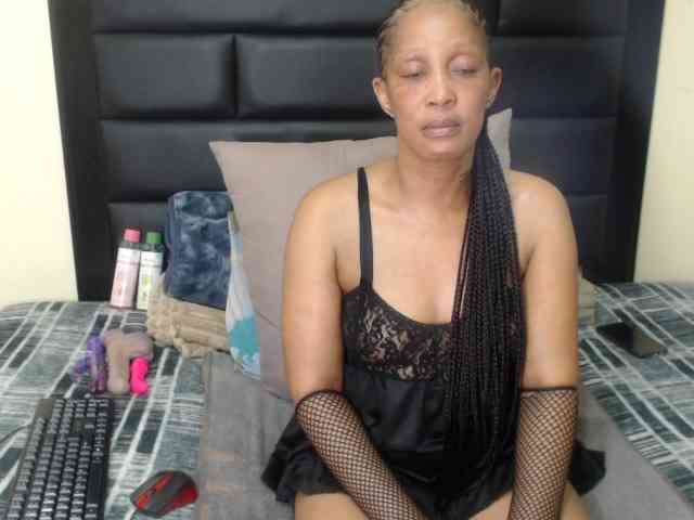 Sexygalxx webcam