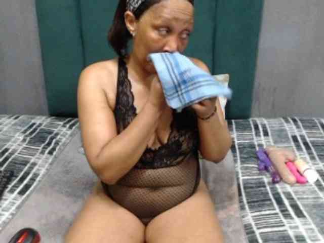 Sexygalxx webcam