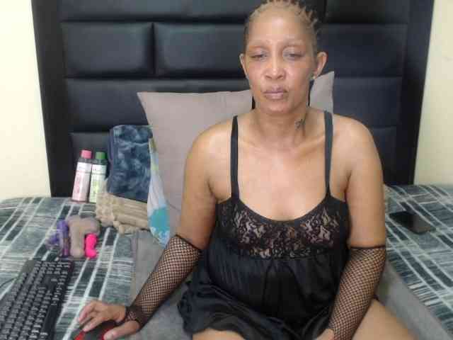 Sexygalxx webcam