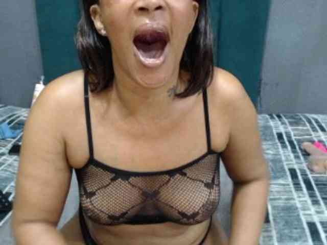 Sexygalxx webcam