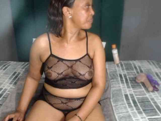 Sexygalxx webcam