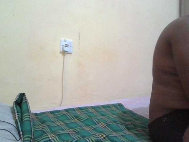 Queen-terry's BongaCams show and profile