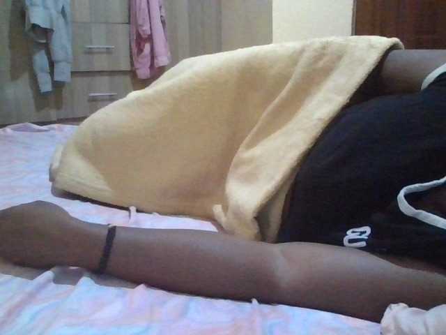 Queen-terry's BongaCams show and profile