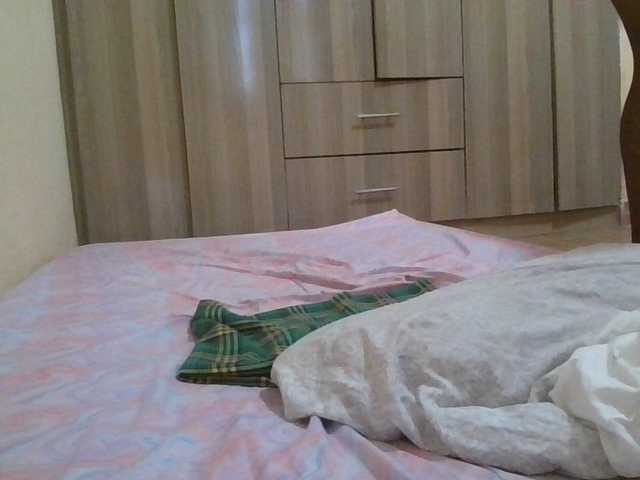 Queen-terry's BongaCams show and profile