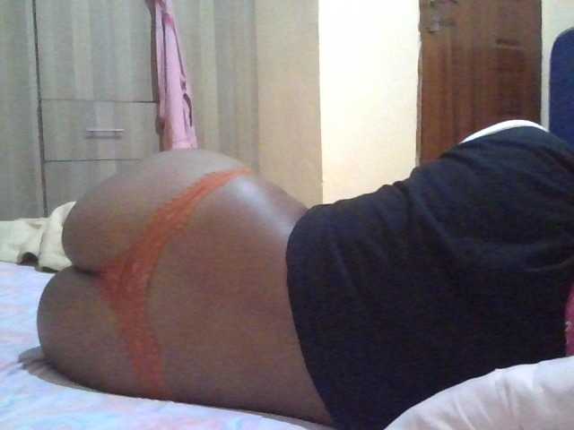 Queen-terry's BongaCams show and profile