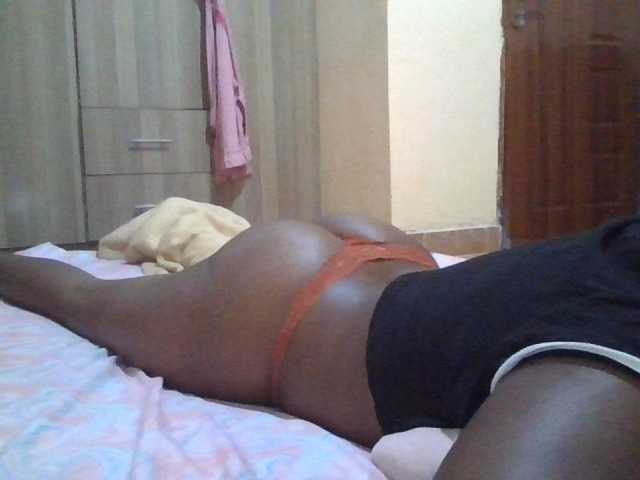 Queen-terry's BongaCams show and profile