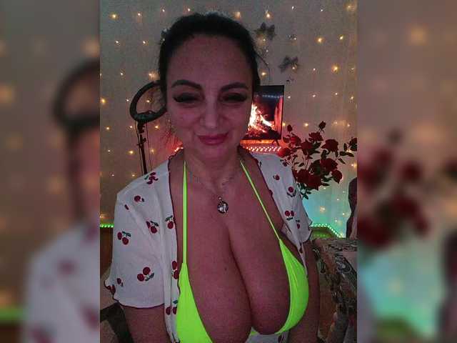 Lana1973's BongaCams show and profile