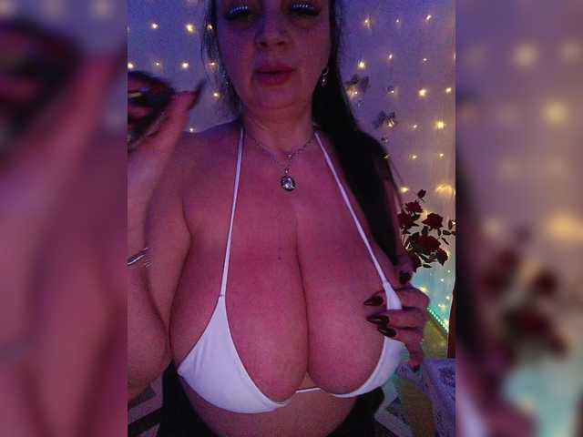 Lana1973 Live Cam on BongaCams