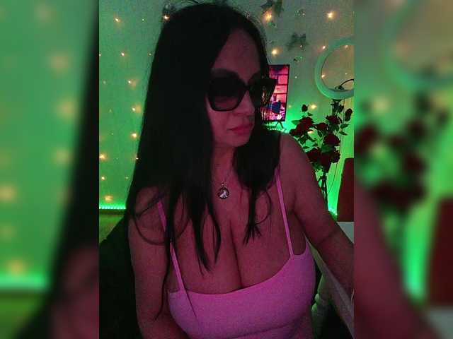 Lana1973's BongaCams show and profile