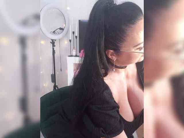 Lana1973 webcam