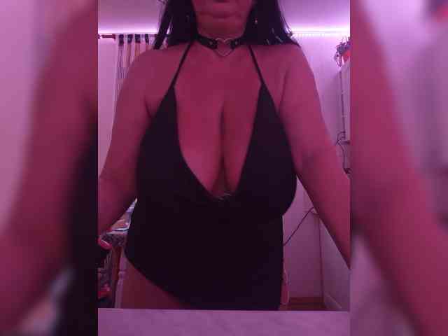 Lana1973 webcam