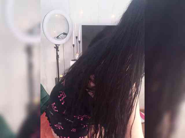 Lana1973 webcam