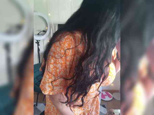 Lana1973 webcam