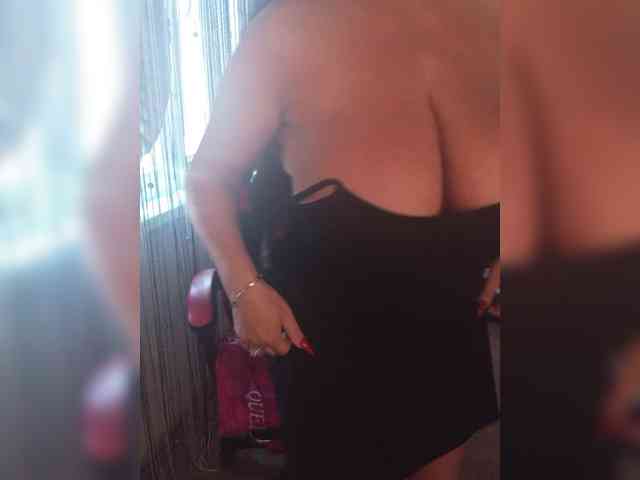 Lana1973 webcam