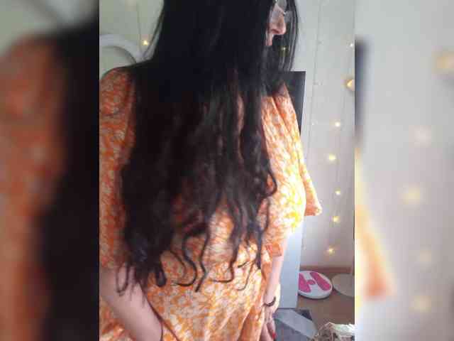 Lana1973 webcam