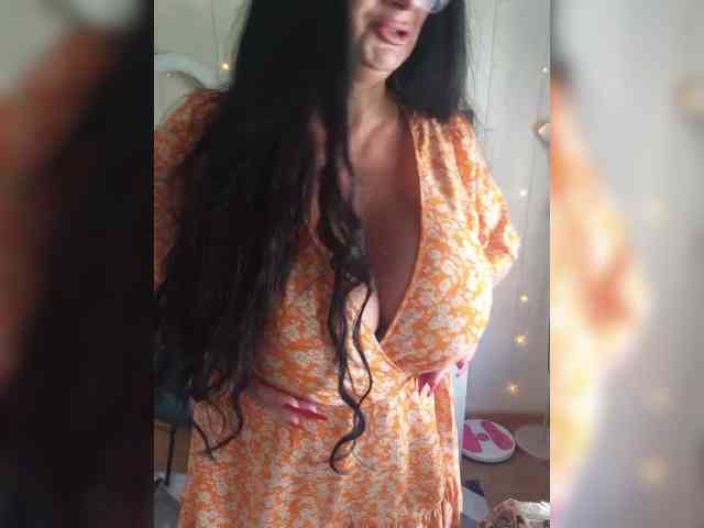 Lana1973 webcam