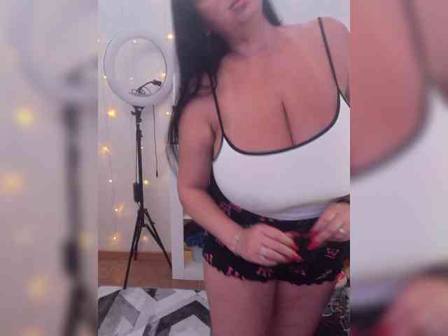 Lana1973 webcam