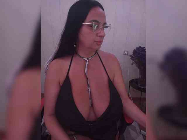 Lana1973 webcam
