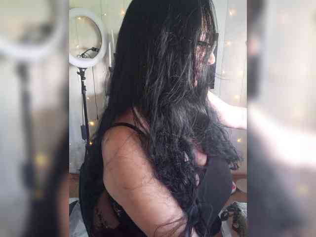Lana1973 webcam