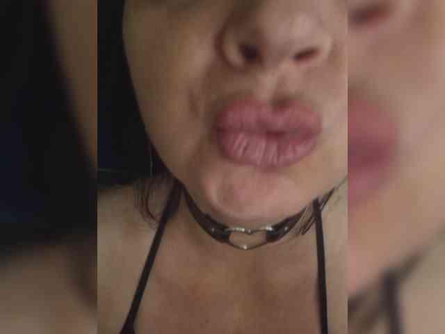 Lana1973 webcam