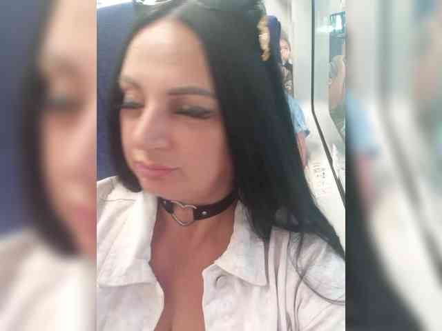 Lana1973 webcam