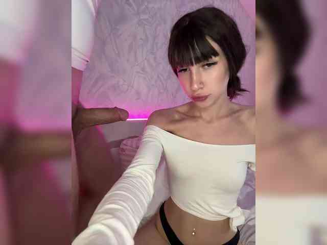 millemimi Live Webcam on BongaCams