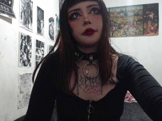 darkelectrodj's BongaCams show and profile