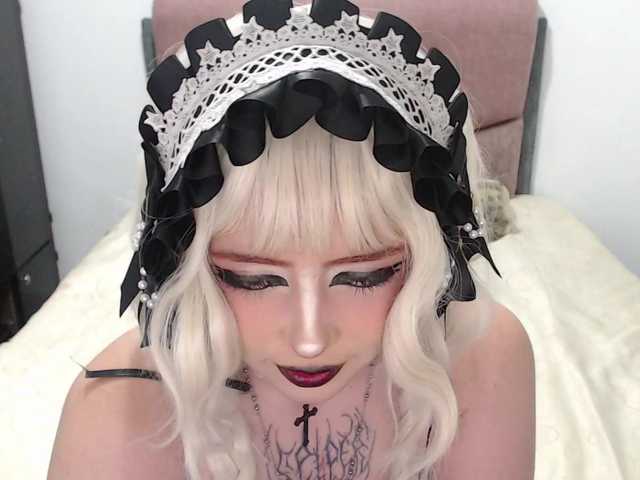 darkelectrodj's BongaCams show and profile