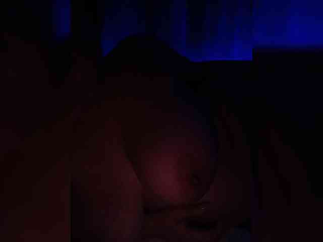 Monopussyy webcam