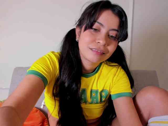 lili-swam webcam