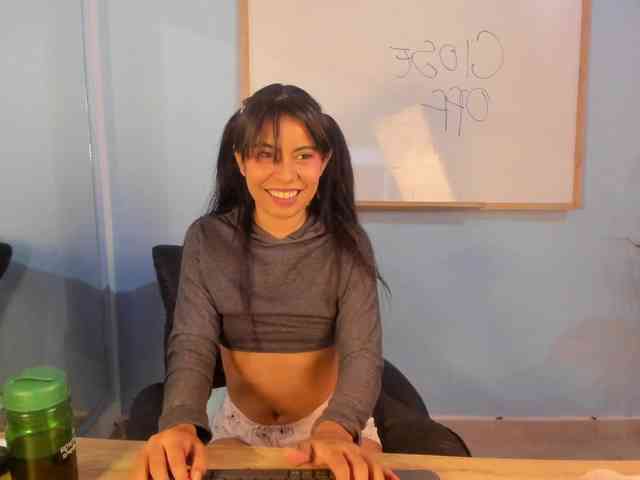 lili-swam webcam