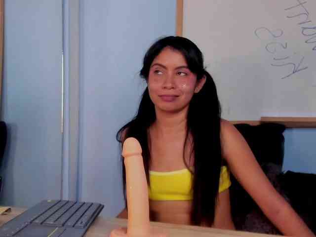 lili-swam webcam