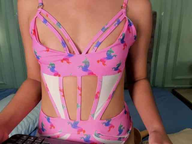 lili-swam webcam