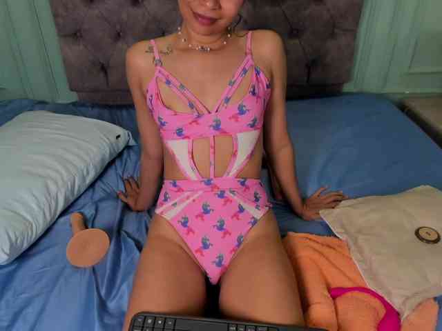 lili-swam webcam