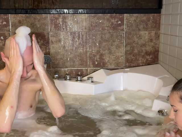 XXXDreamTeam's BongaCams profile