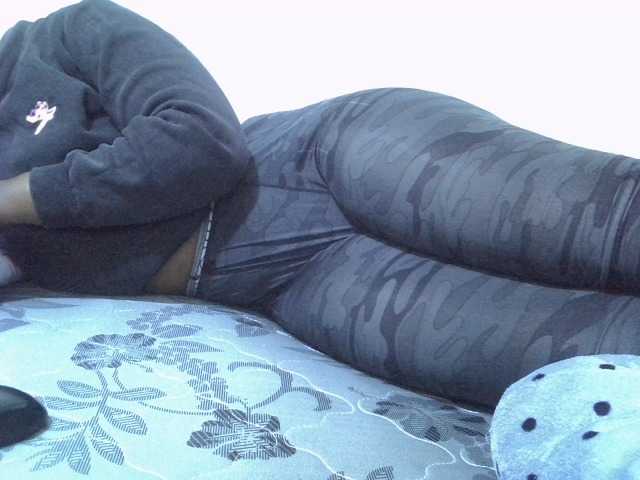 Africanaa's BongaCams show and profile