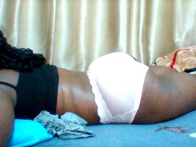 Africanaa's BongaCams show and profile